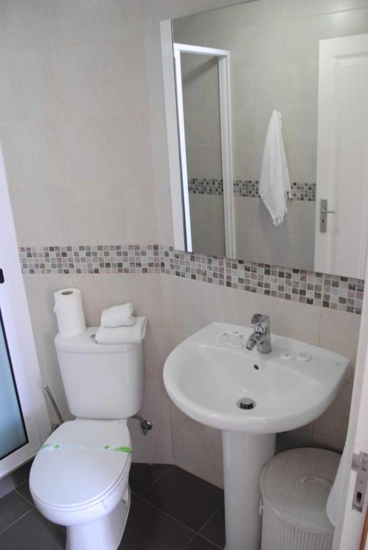Hotel Vila Rosa - Renovated House Overlooking The Sea Funchal  Exterior foto